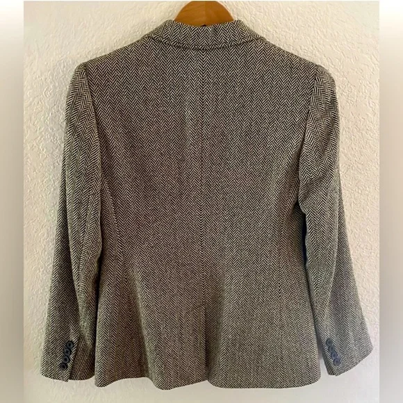 Ralph Lauren Herringbone Blazer size 2 Never been worn, new without tags - Picture 2 of 3